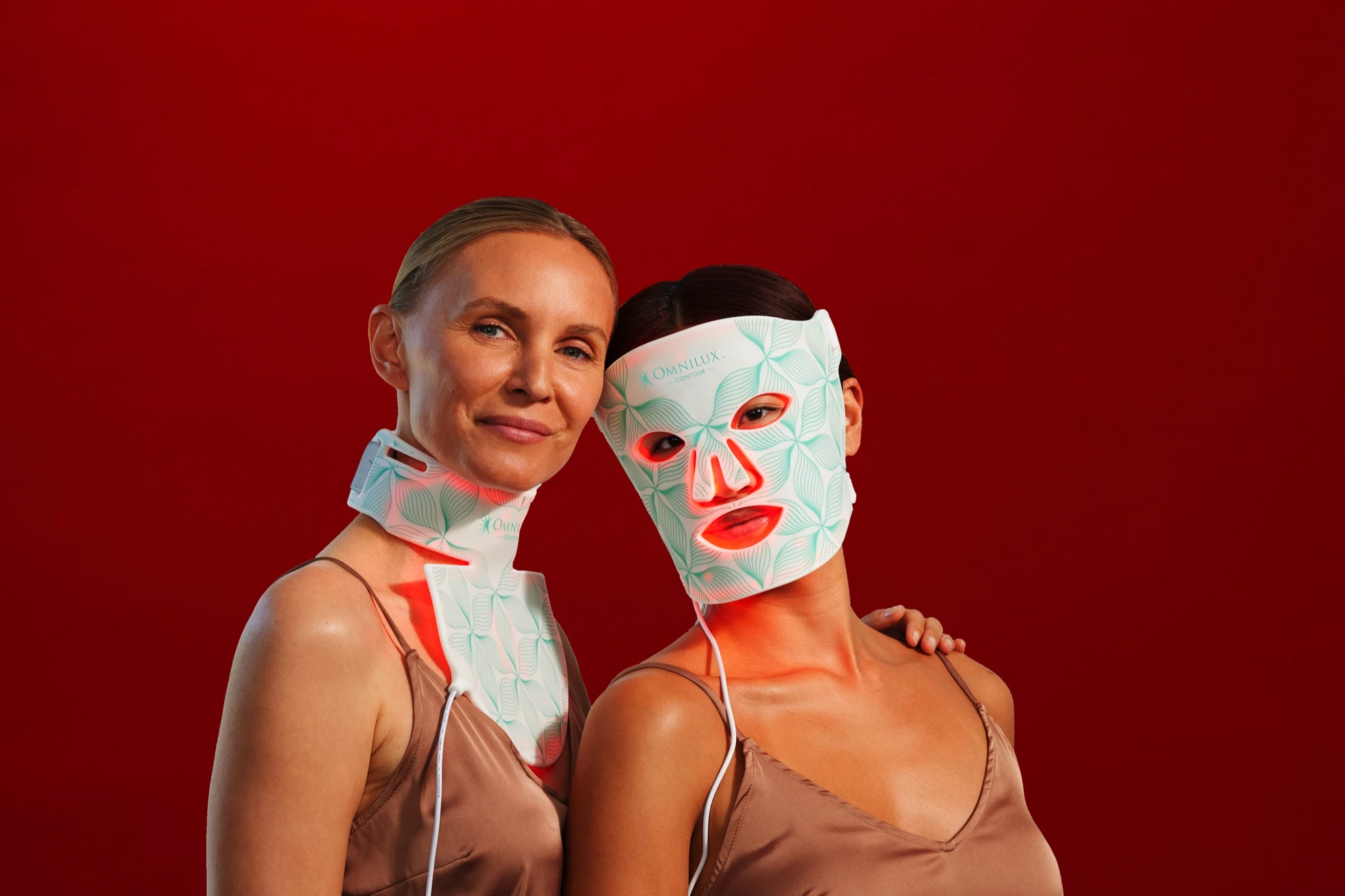 Omnilux LED-Lichttherapie für Gesicht und Hals